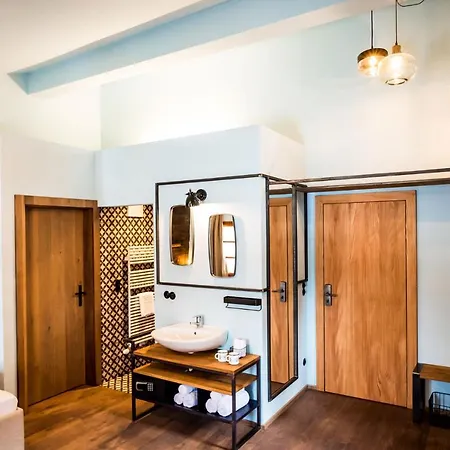 Peakini Farmhaus Vakantieboerderij *