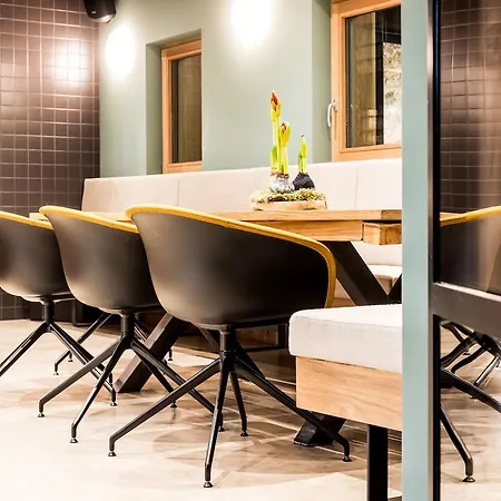 Peakini Farmhaus Vakantieboerderij *