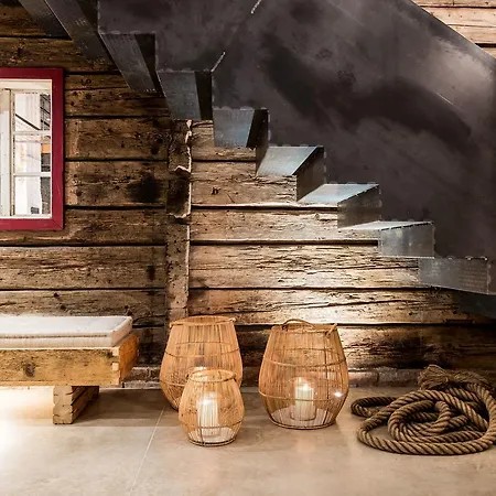 Peakini Farmhaus *
